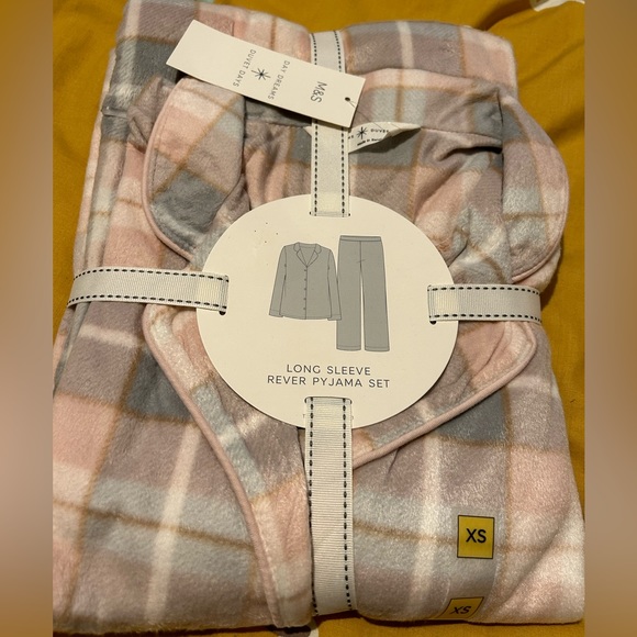 Marks & Spencer Other - Marks and Spencer Long Sleeved Pyjama Loungewear Set BNWT